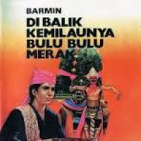 Image of Di Balik Kemilaunya bulu-bulu merak